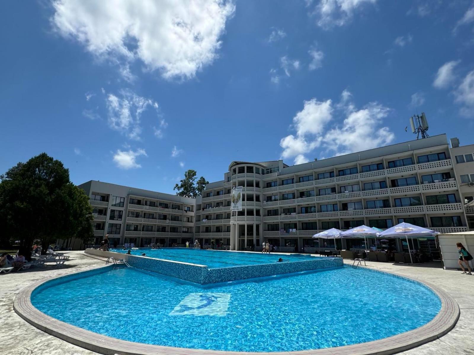 Hotel Green Park Kiten  Exterior photo